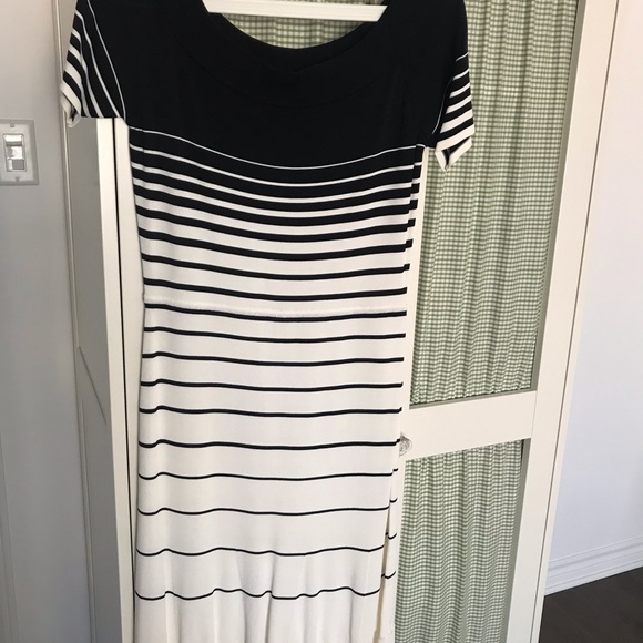 BCBGMAXAZRIA Black White Agnese Gradient Stripe Mid-length Cocktail Dress Large - Picture 4 of 14